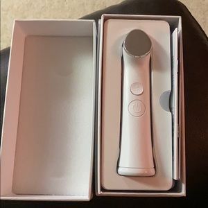 Arbonne Genius Wand